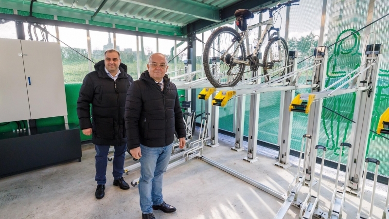 CLUJ-NAPOCA | 250 noi locuri pentru biciclete recepționate, în 5 noi spații securizate amplasate în cartiere. Alte 200 locuri în 4 spații sunt în proces de obținere autorizații de construire