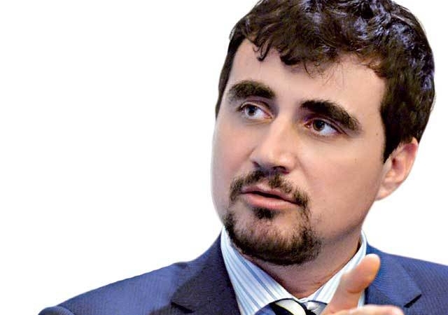 Sorin Pâslaru, ZF: Când vor apărea şi campusuri şcolare moderne pe măsura ritmului construcţiilor de stadioane noi? România educată nu merge fără infrastructură nouă în educaţie şi salarii mai bune pentru profesori