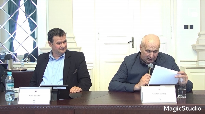 Consilierii locali PMP-USR-PSD | ,,Taie frunze la câini pe banii turdenilor’’