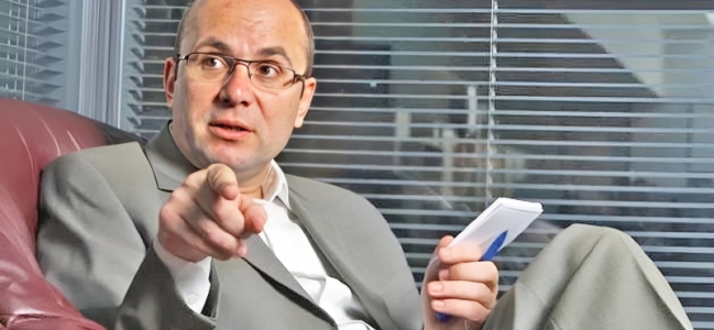 COZMIN GUȘĂ | Frații Tate și frații Muraru, ,,unde-s doi puterea crește